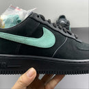 Tênis casual cano baixo AIR FORCE 1