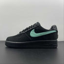 Tênis casual cano baixo AIR FORCE 1